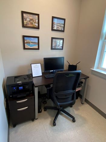 Business center with free wifi